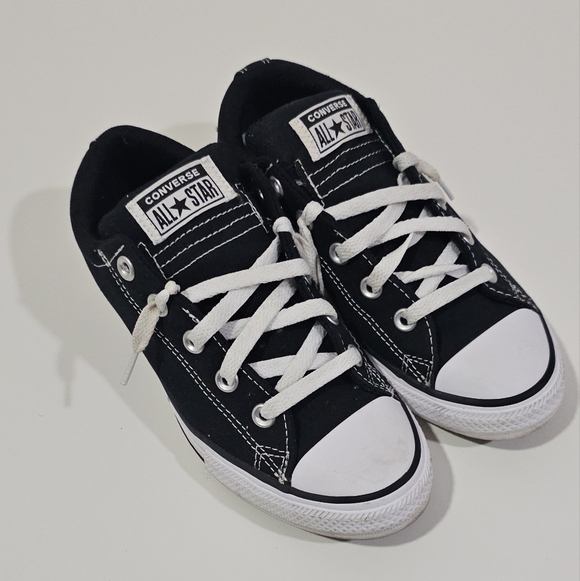 Converse Chuck Taylor All Star High Street Low Top Sneakers Size 3 Black White - Picture 1 of 9
